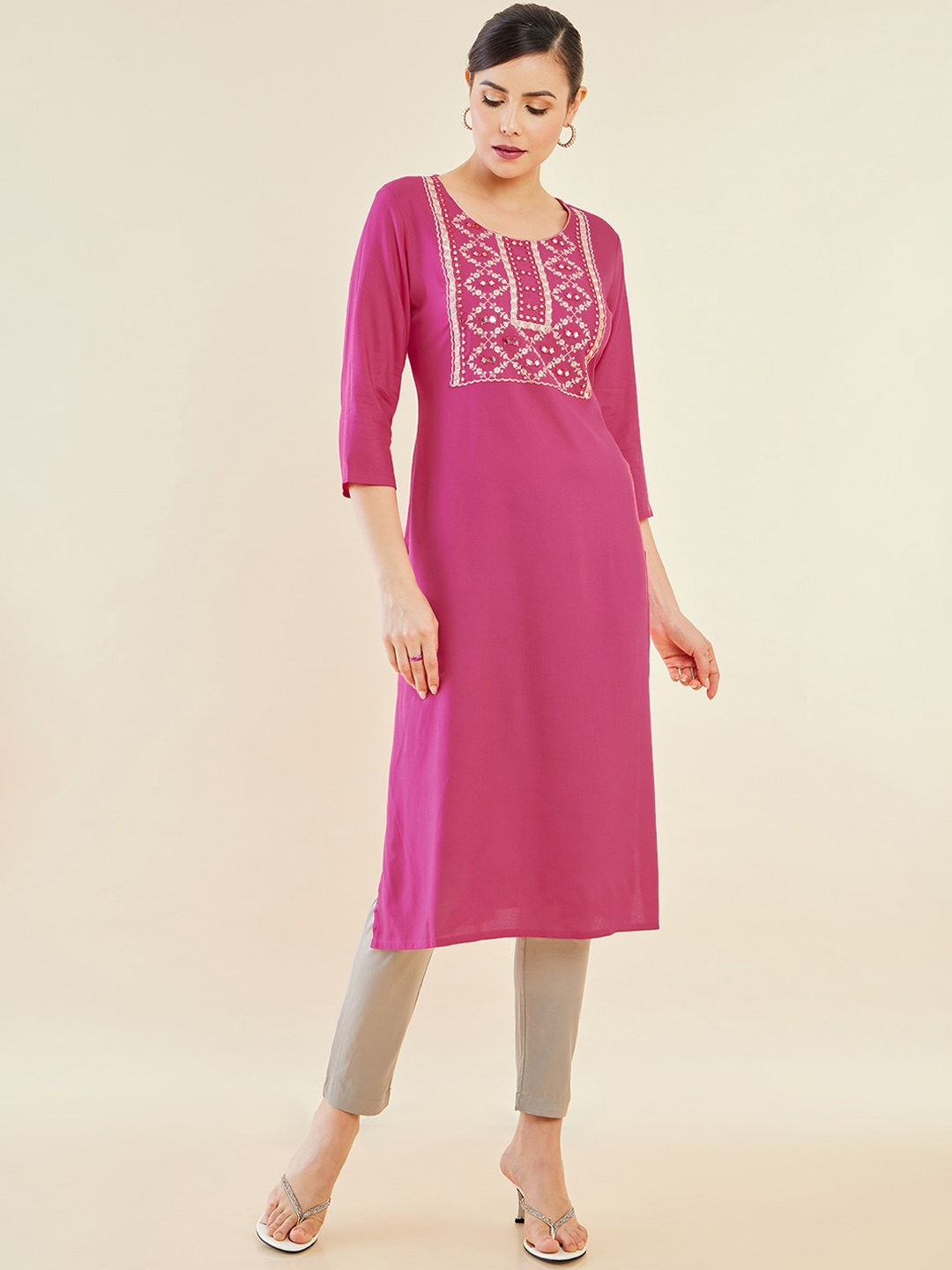 

Soch Pink & Beige Floral Yoke Design Mirror Work Kurta