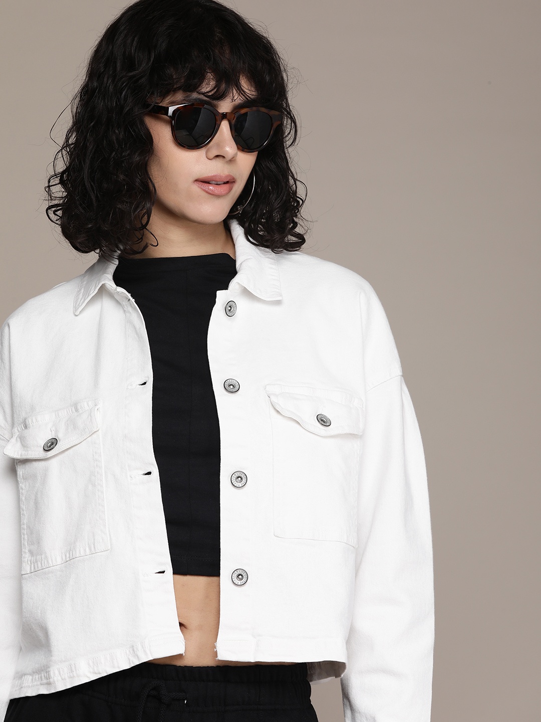 

The Roadster Life Co. Boxy Crop Denim Truckers Jacket, White