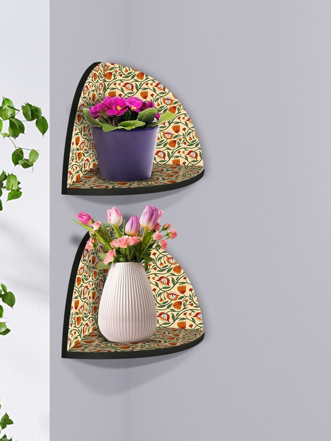 

999Store Beige & Orange 2 Pieces Flower With Leaves MDF Corner Wall Shelf