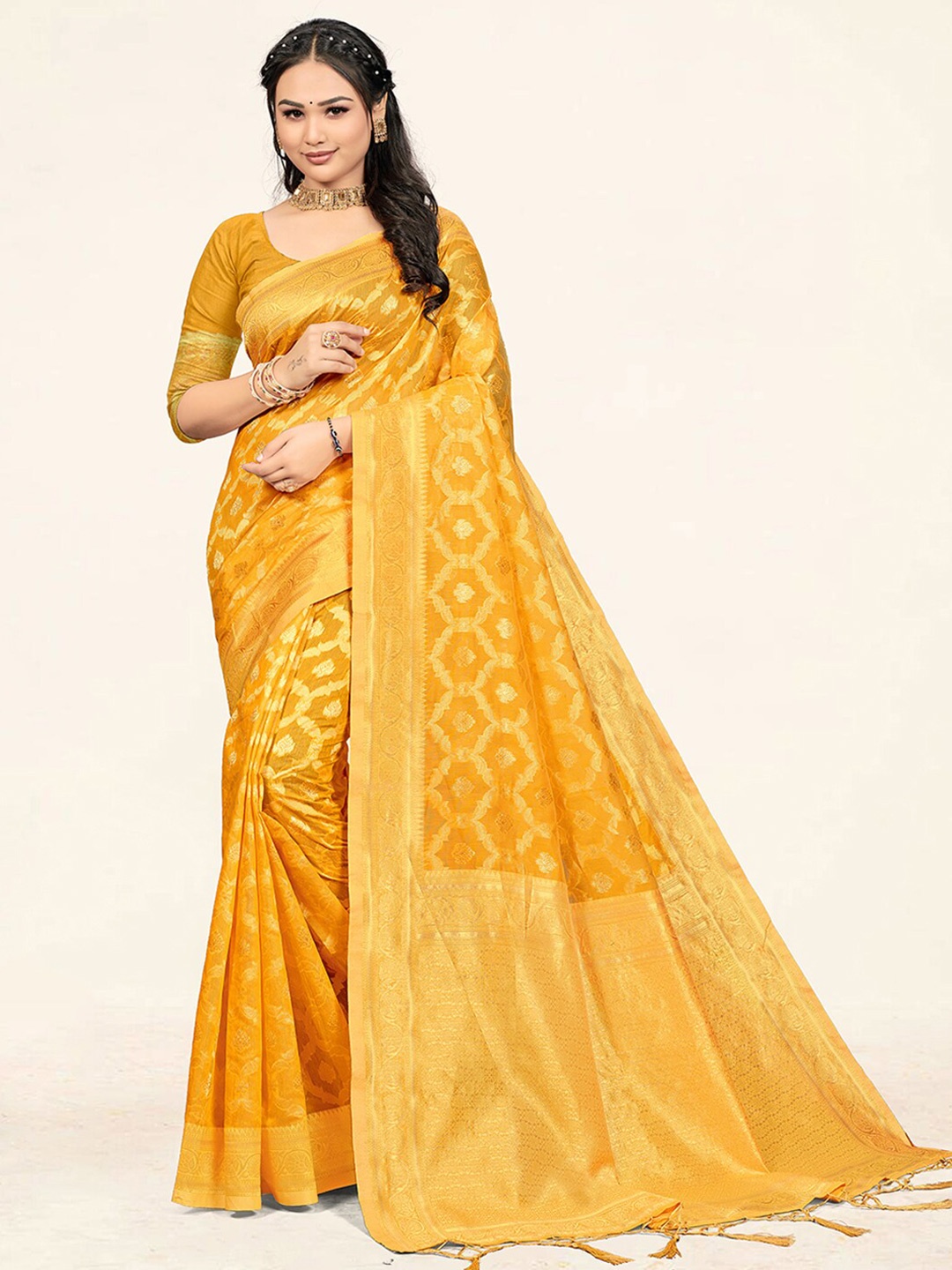 

SANGAM PRINTS Ethnic Woven Design Zari Saree, Yellow