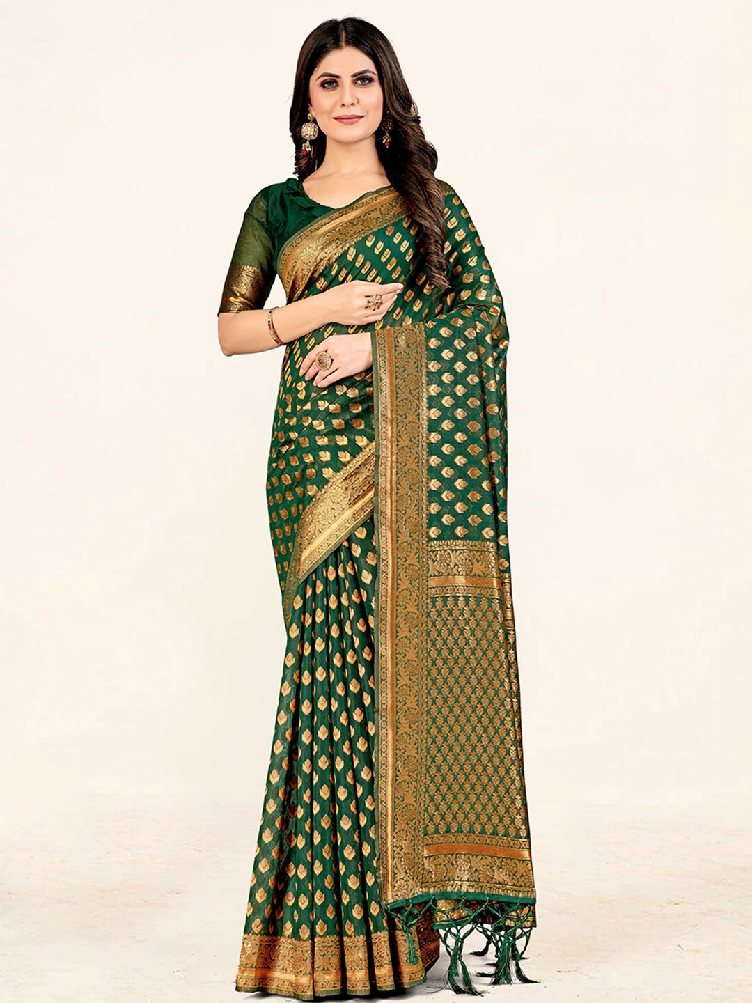 

SANGAM PRINTS Ethnic Motifs Woven Design Zari Saree, Green