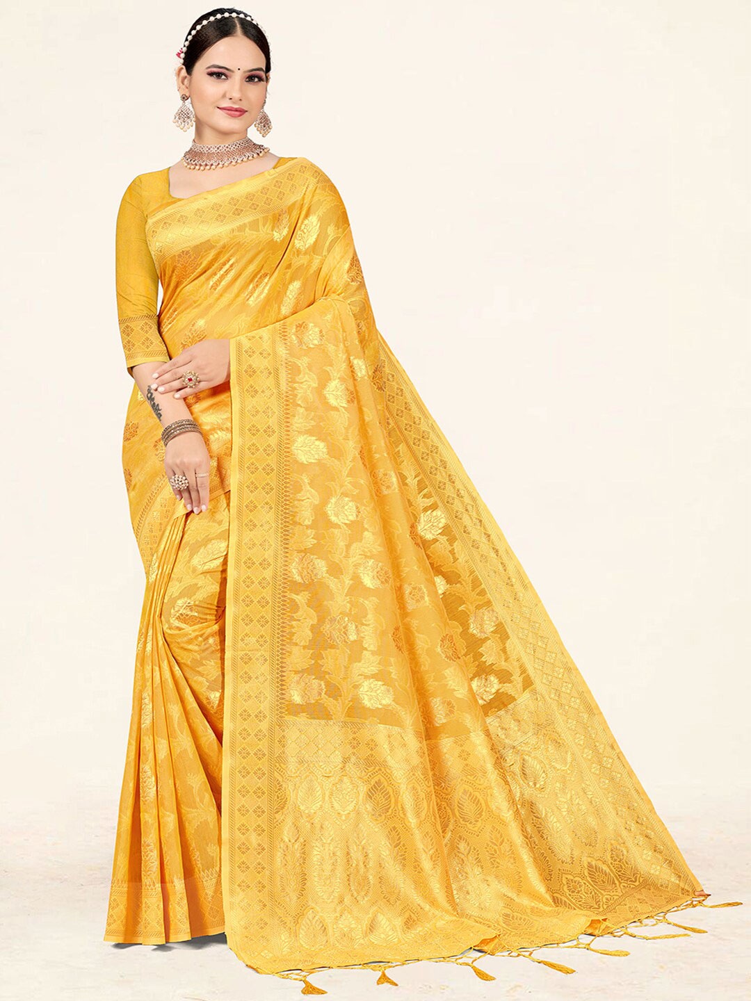 

SANGAM PRINTS Ethnic Motif Woven Design Zari Saree, Yellow