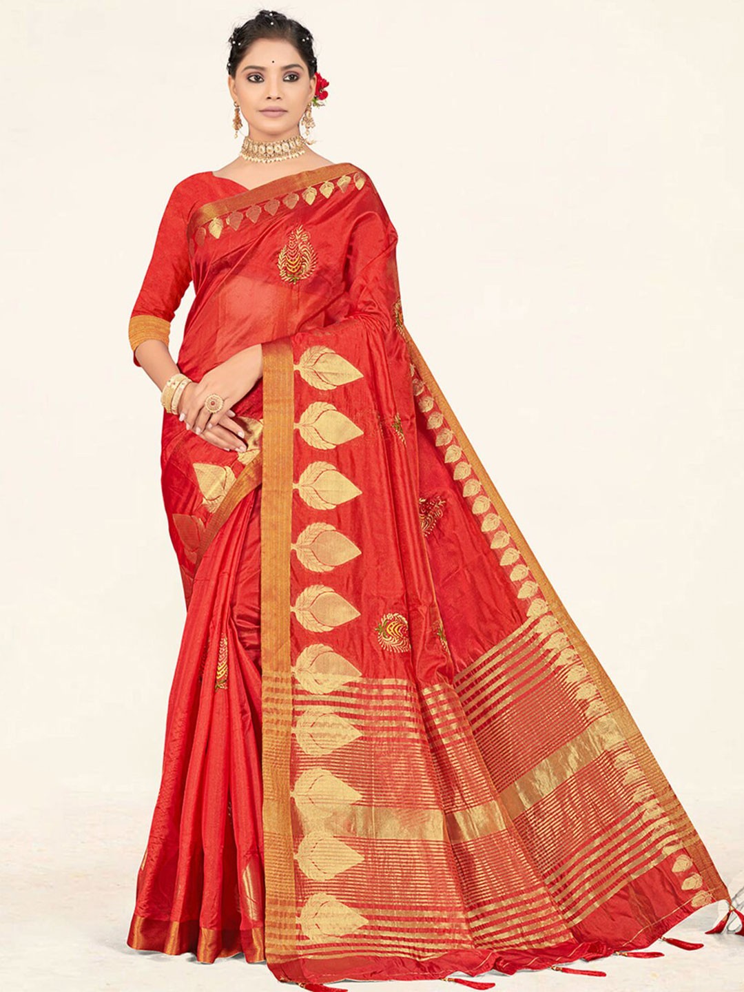 

SANGAM PRINTS Ethnic Motif Woven Design Zari Organza Saree, Red