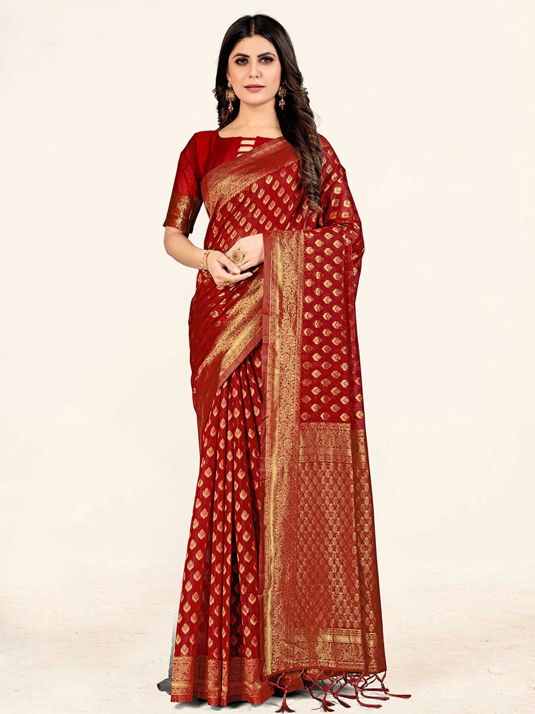 

SANGAM PRINTS Ethnic Motif Woven Design Zari Saree, Maroon