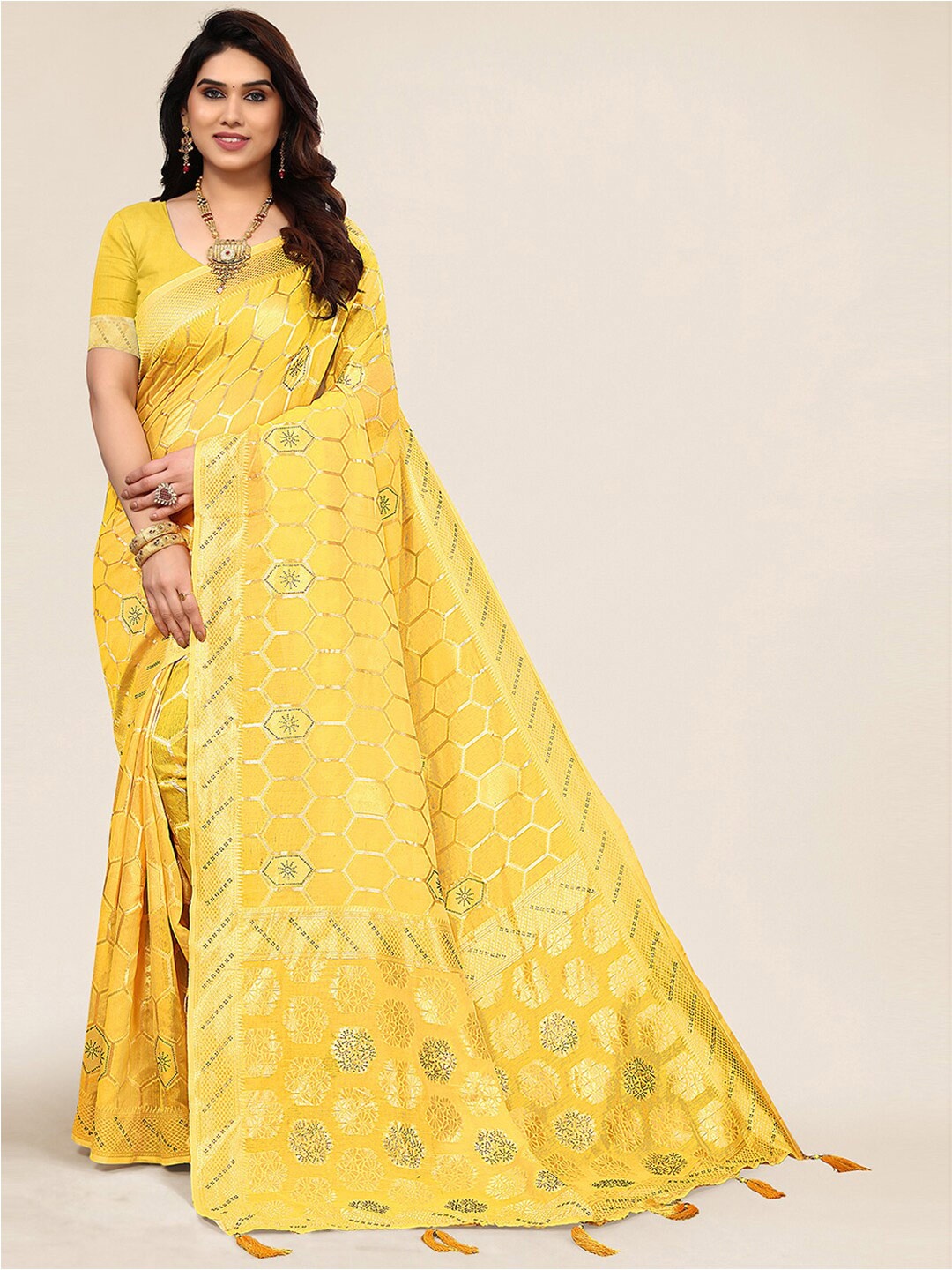

SANGAM PRINTS Geometric Woven Design Zari Saree, Yellow