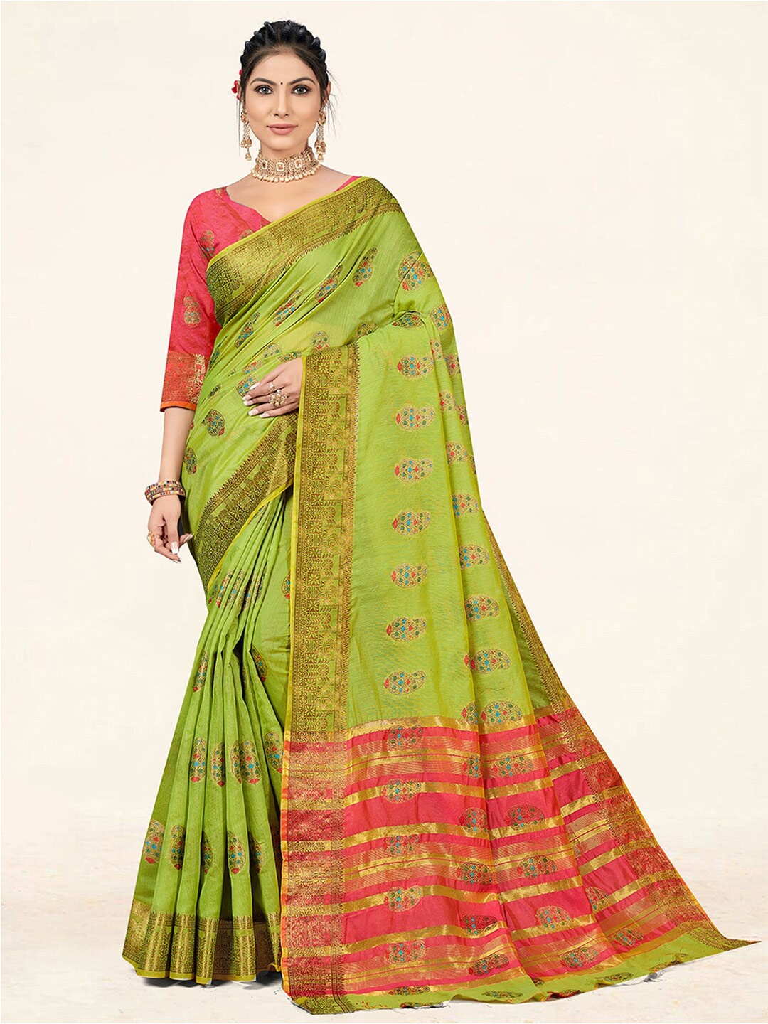 

SANGAM PRINTS Paisley Woven Design Zari Saree, Green