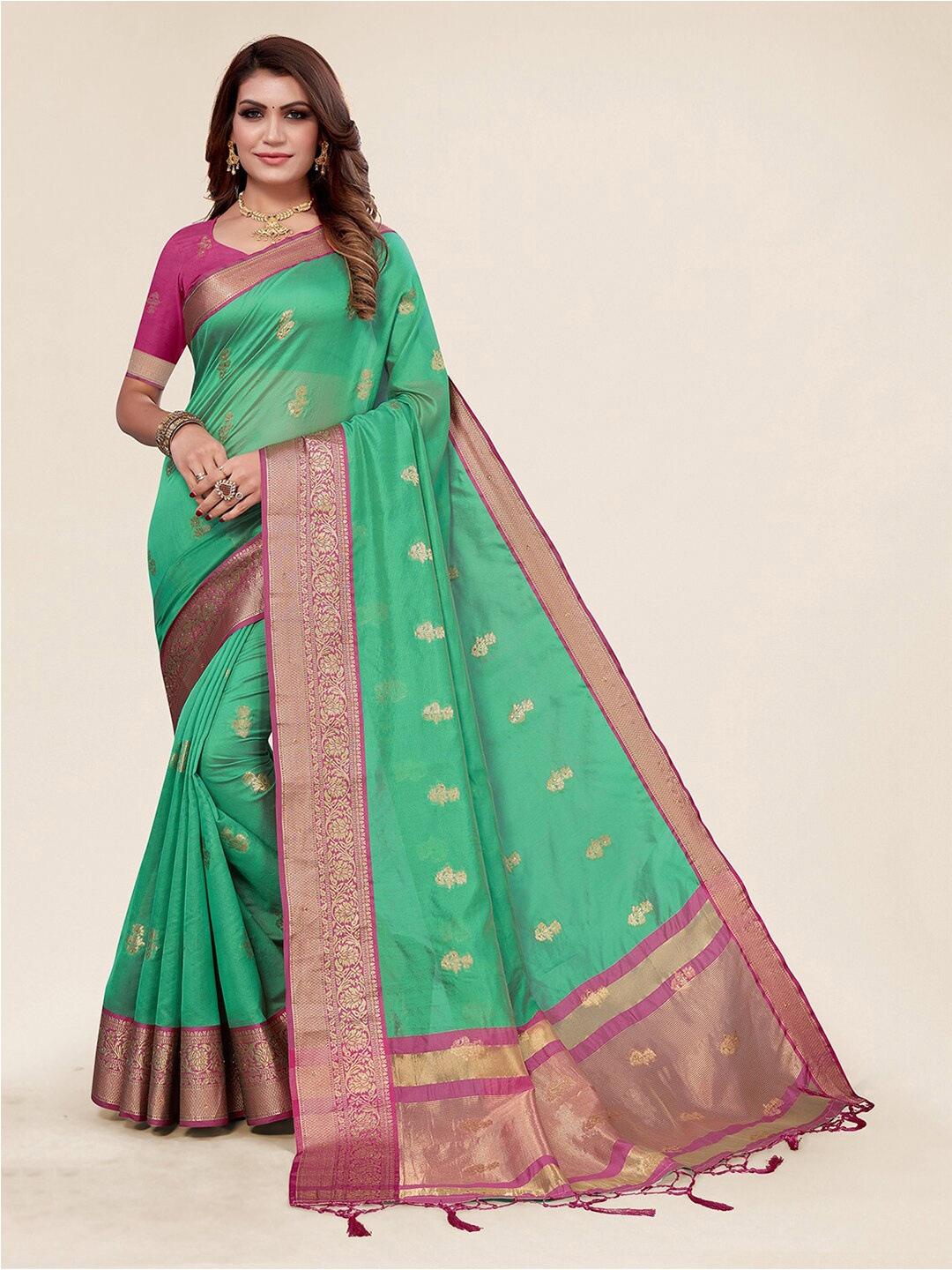 

SANGAM PRINTS Floral Woven Design Zari Organza Saree, Green