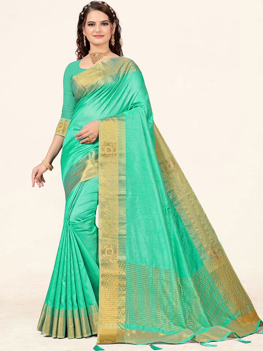 

SANGAM PRINTS Zari Silk Blend Saree, Green