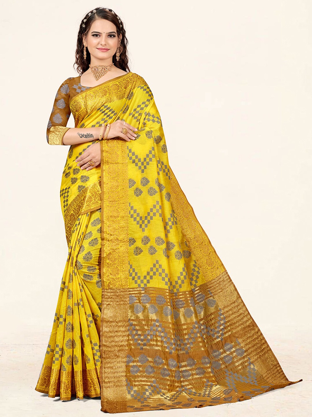 

SANGAM PRINTS Ethnic Motifs Woven Design Zari Saree, Yellow