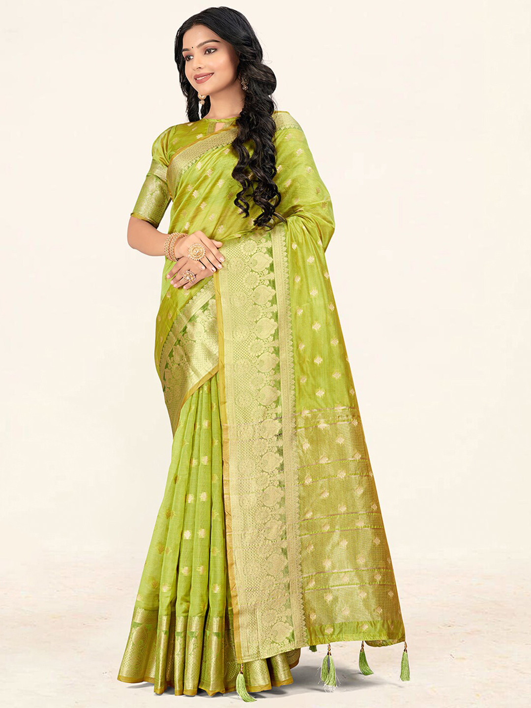 

SANGAM PRINTS Ethnic Motifs Woven Design Zari Organza Saree, Green