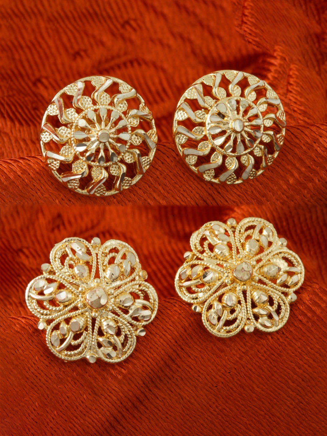 

MEENAZ Set Of 2 Gold-Plated Floral Shaped Studs Earrings