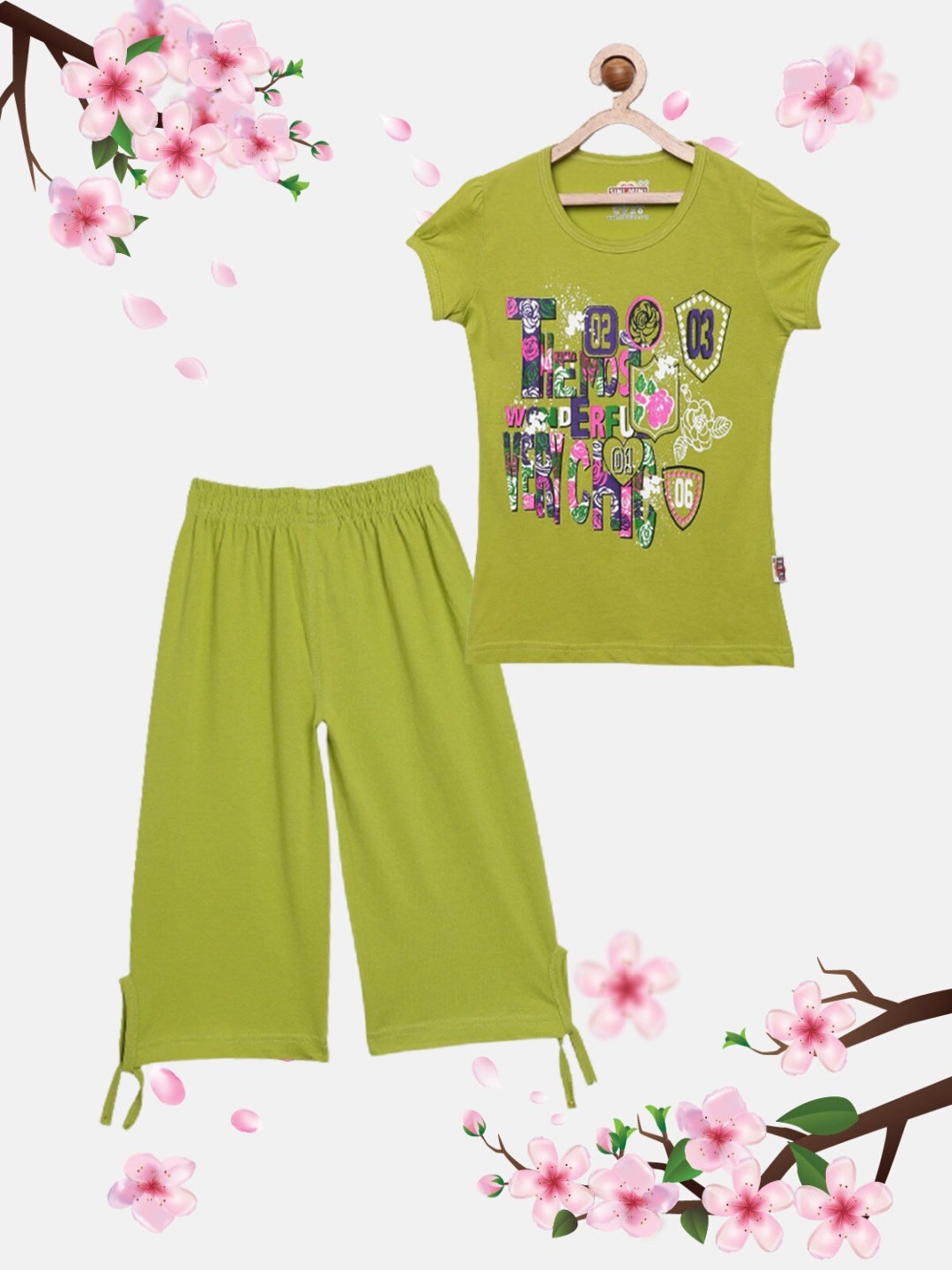

SINI MINI Girls Graphic Printed Pure Cotton Night Suit, Lime green