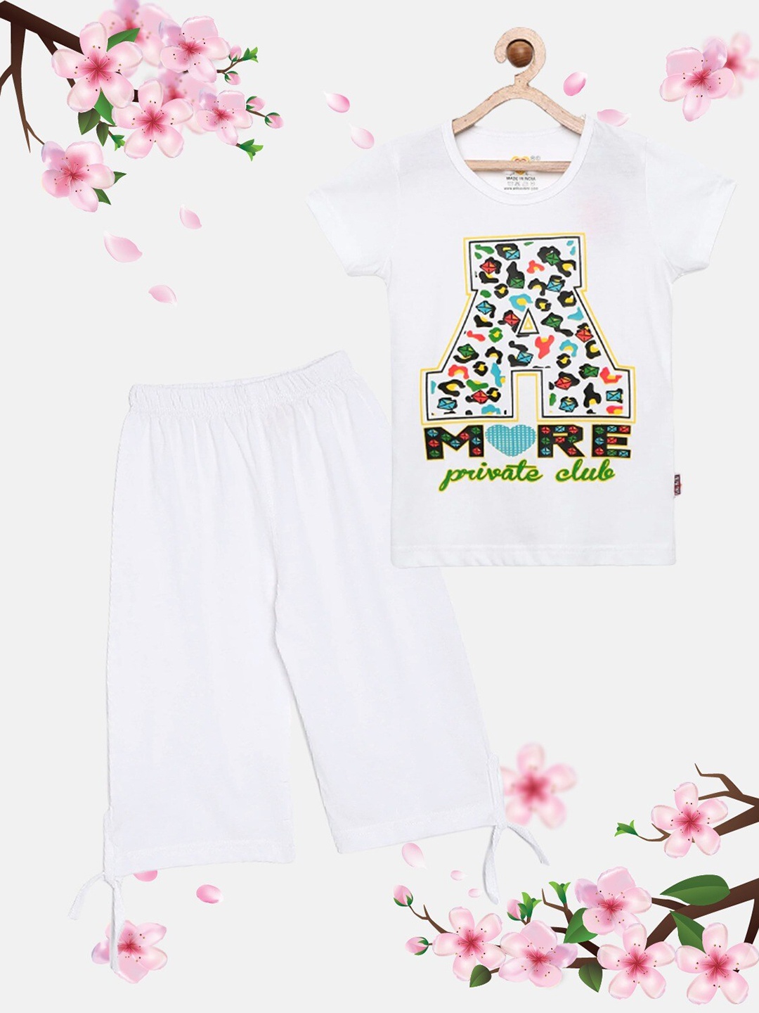 

SINI MINI Girls Graphic Printed Pure Cotton Night Suit, White