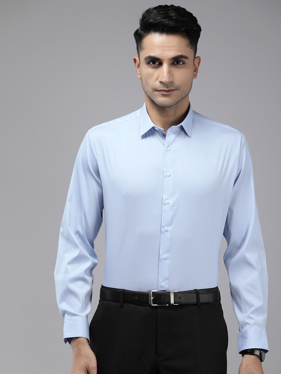 

Van Heusen Pure Cotton Self Design Textured Formal Shirt, Blue