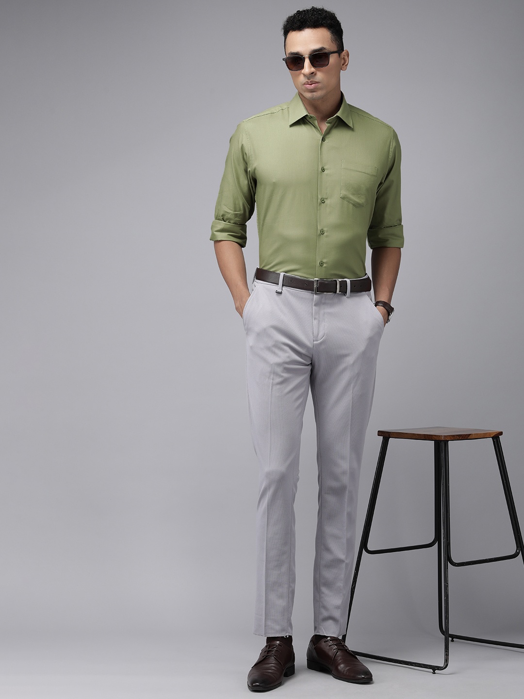 

Van Heusen Custom Fit Formal Shirt, Olive