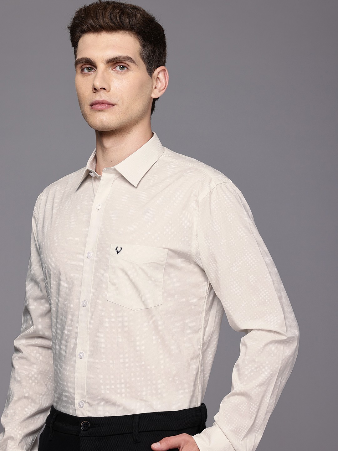 

Allen Solly Classic Fit Opaque Printed Semiformal Shirt, Off white