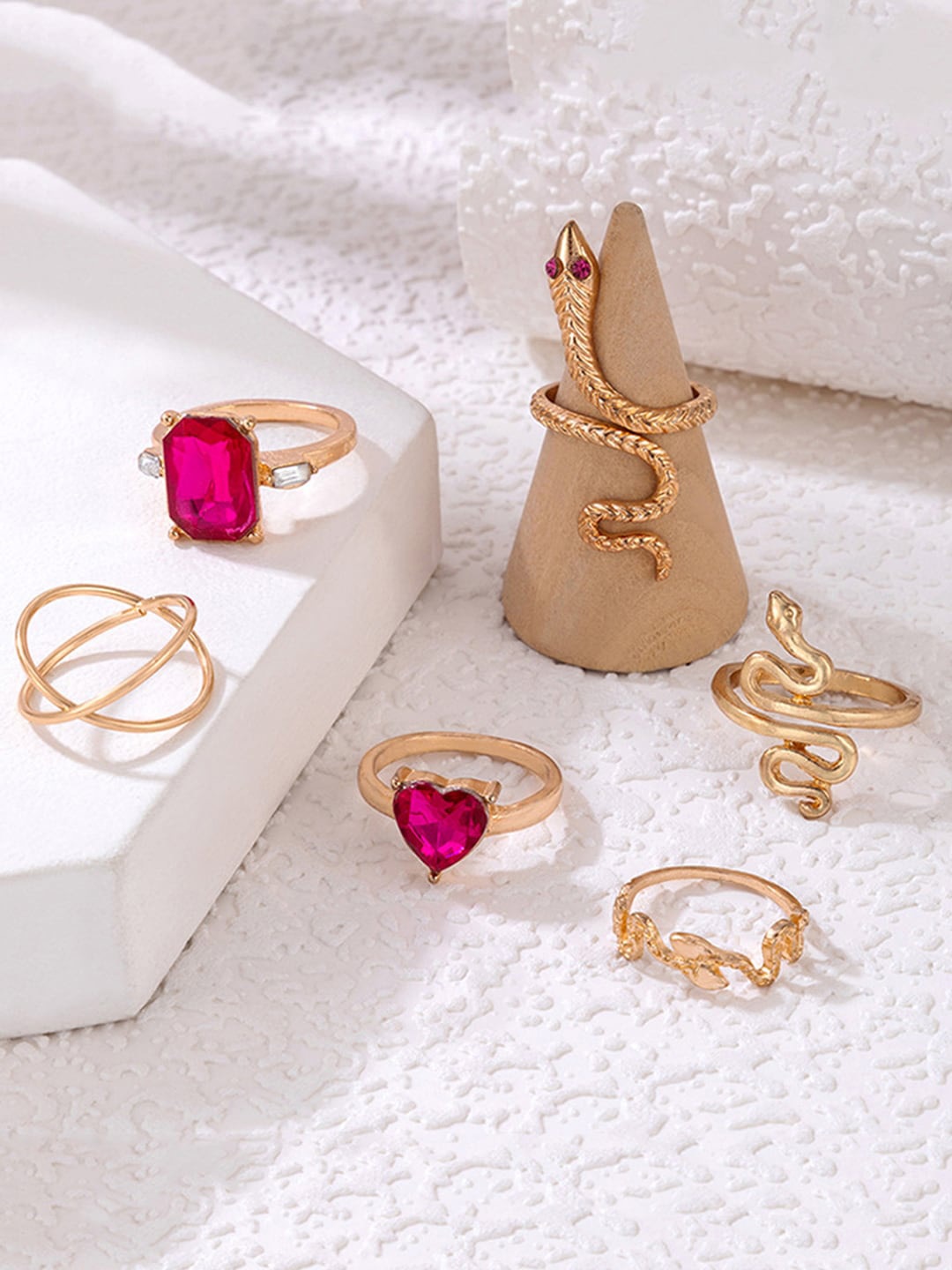 

Scintillare By Sukkhi Set Of 6 Gold-Plated Stone-Studded Finger Ring