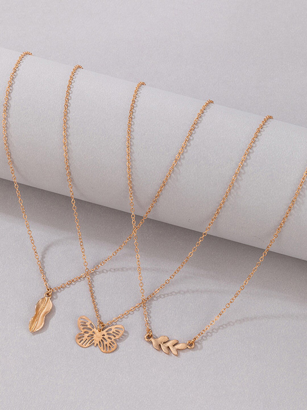 

Scintillare By Sukkhi Set of 3 Gold-Plated Necklace