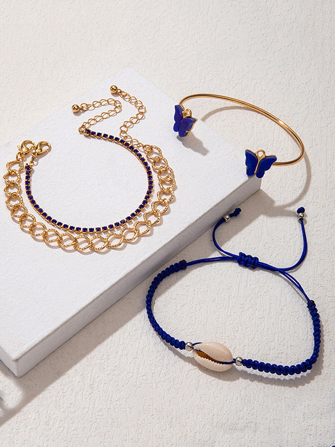 

Scintillare By Sukkhi Women Set Of 4 Gold-Plated Link Bracelets