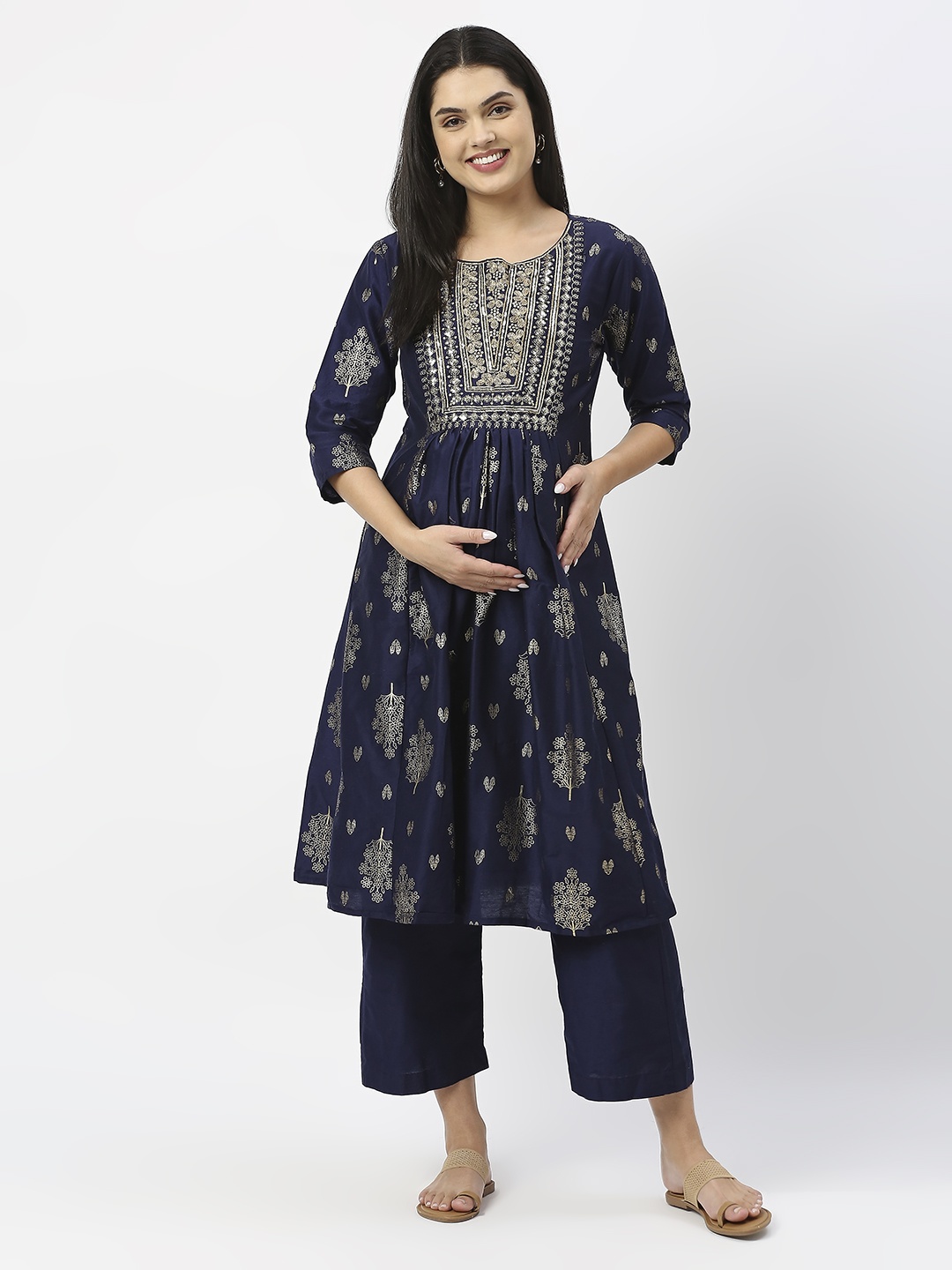 

MeeMee Floral Printed Pure Cotton A-Line Maternity Kurta, Navy blue