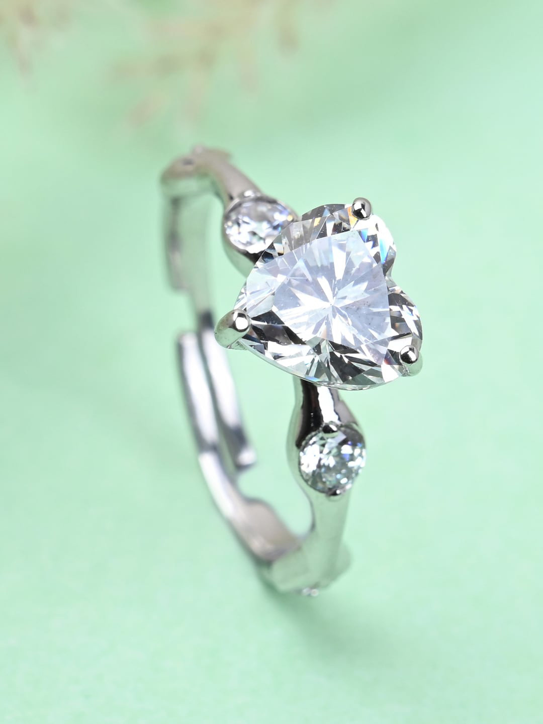 

Clara 925 Sterling Silver Cubic Zirconia Studded Adjustable Finger Ring