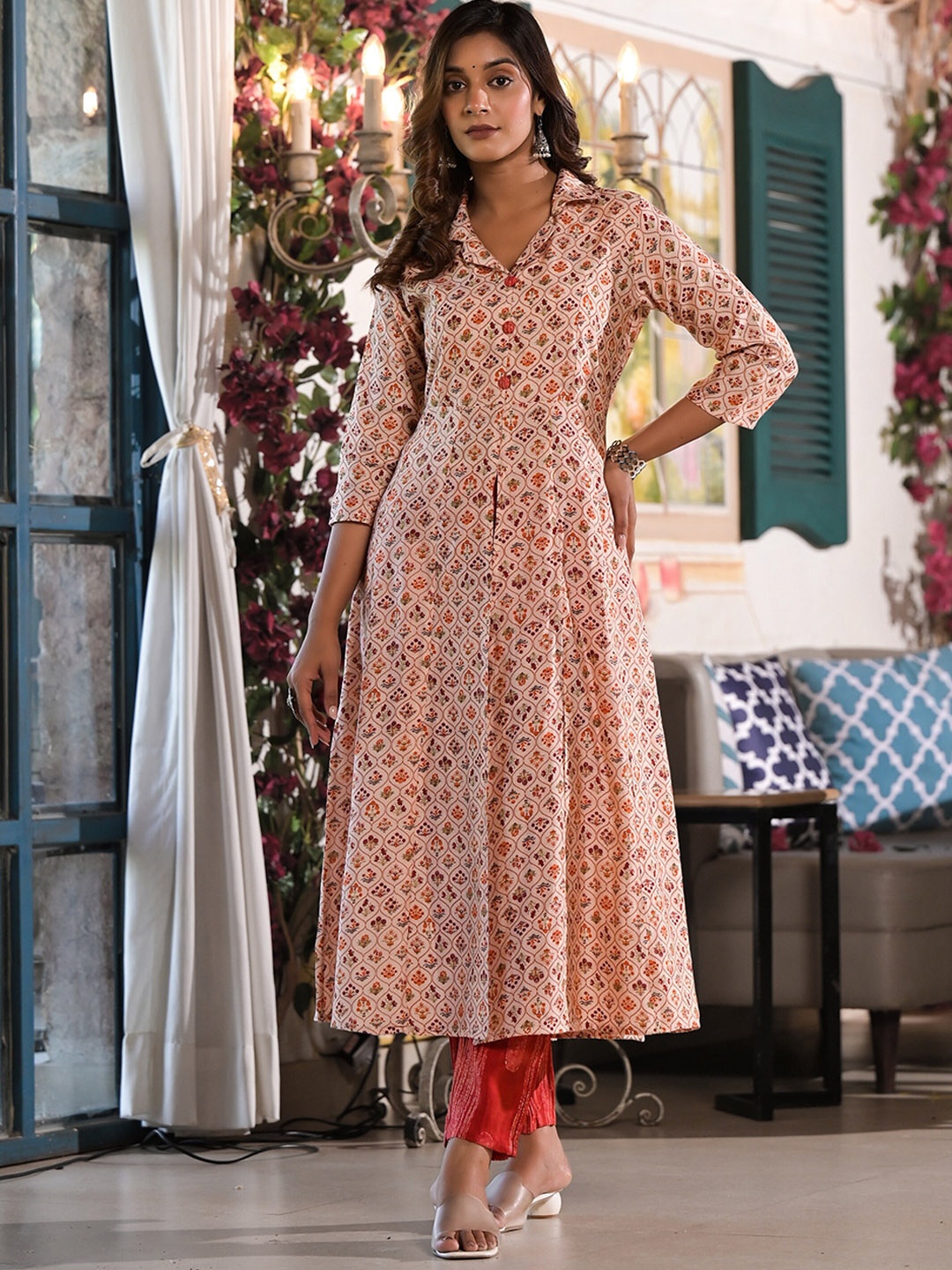 

Sangria Floral-Printed A-Line Kurta With Trouser, Peach