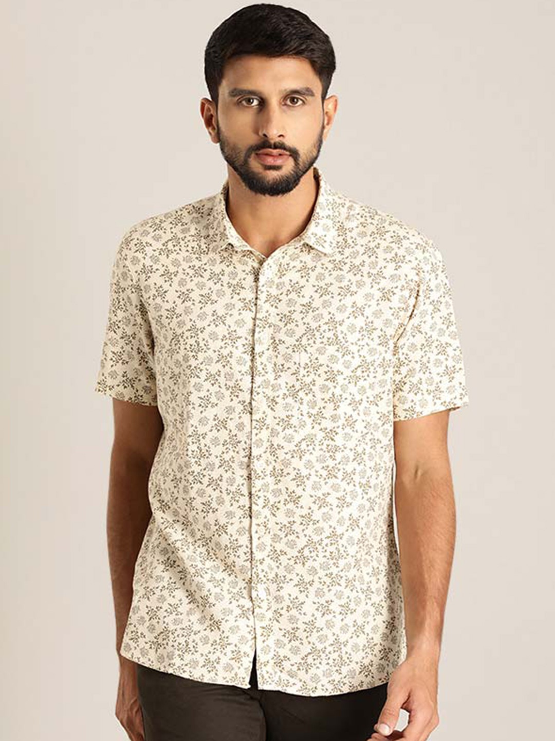 

Indian Terrain Classic Slim Fit Floral Printed Casual Shirt, White