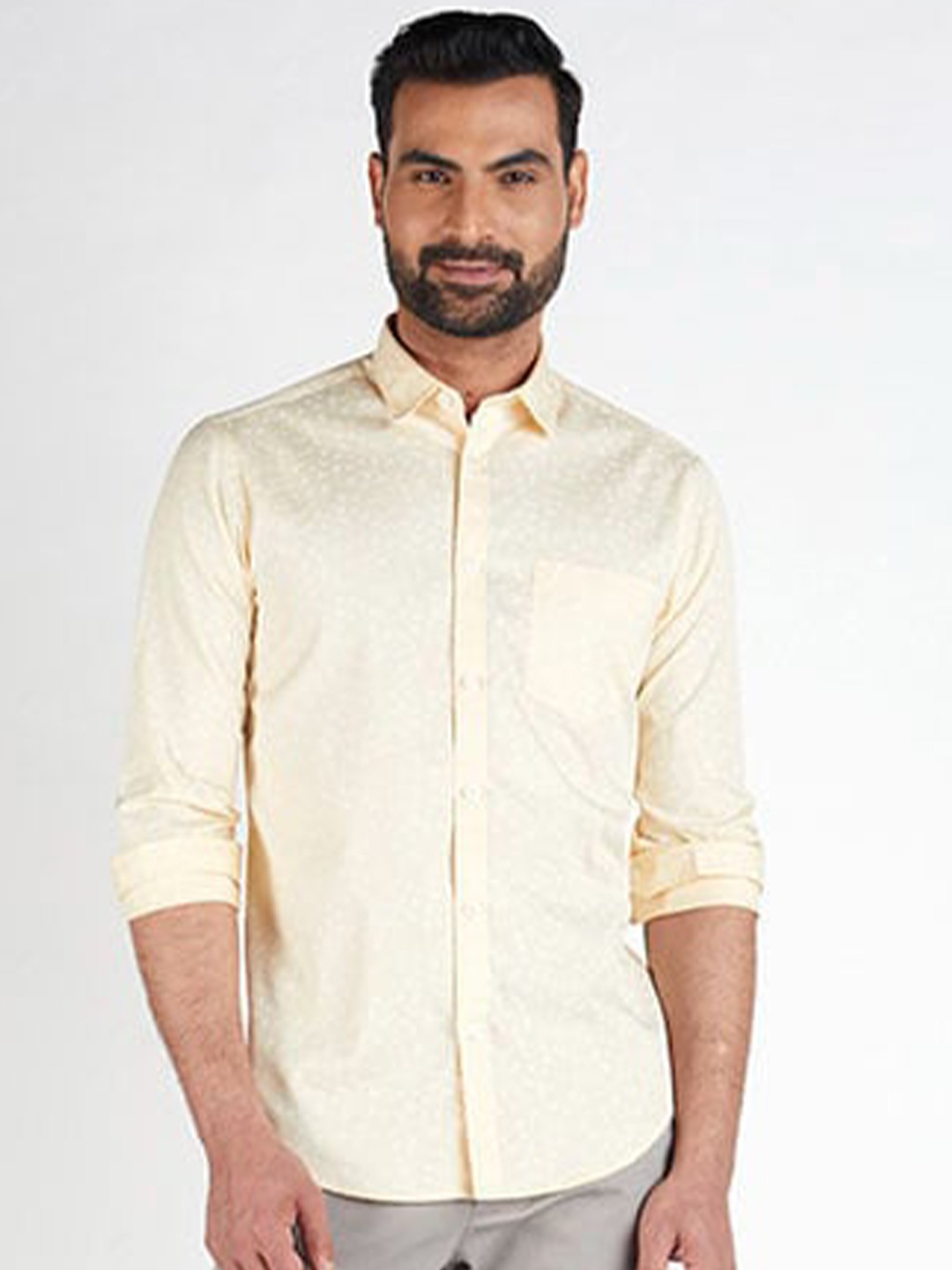 

Indian Terrain Classic Slim Fit Floral Printed Pure Cotton Casual Shirt, Yellow