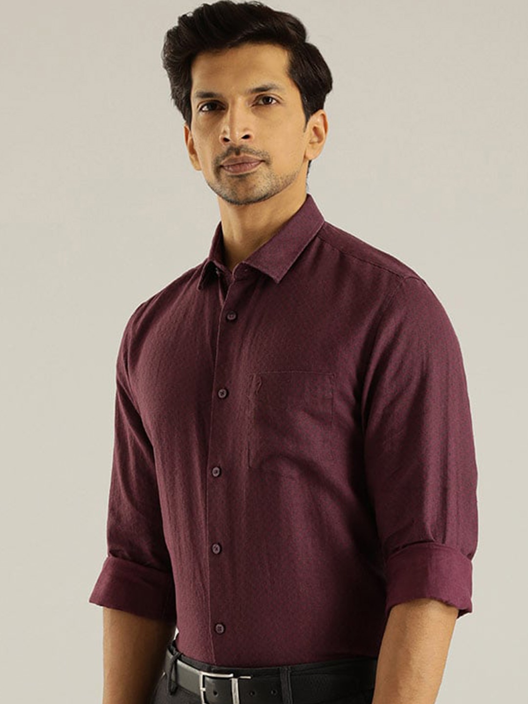 

Indian Terrain Classic Slim Fit Floral Printed Pure Linen Formal Shirt, Red