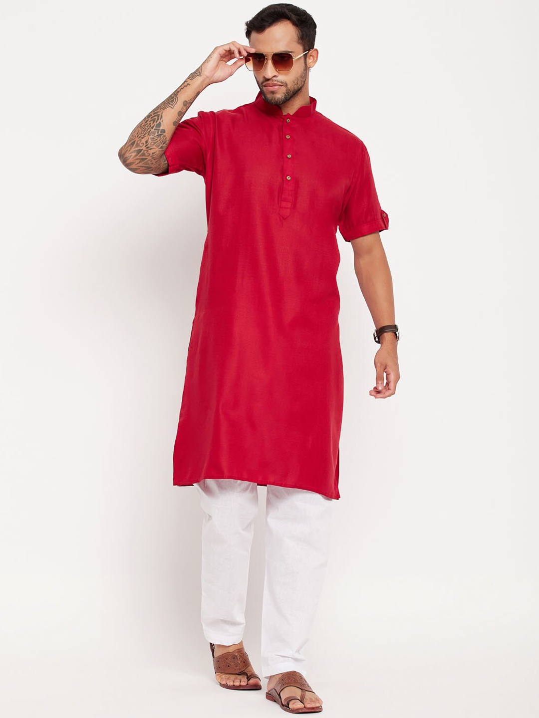 

VASTRAMAY Mandarin Collar Kurta With Pyjamas, Maroon