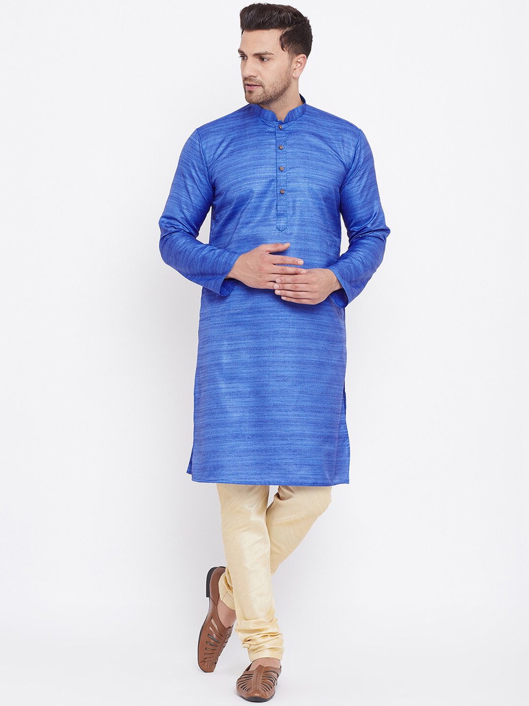 

VASTRAMAY Mandarin Collar Kurta With Churidar, Blue