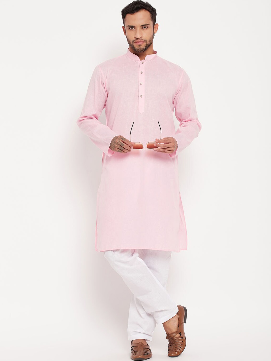 

VASTRAMAY Men Mandarin Collar Kurta With Pyjamas, Pink