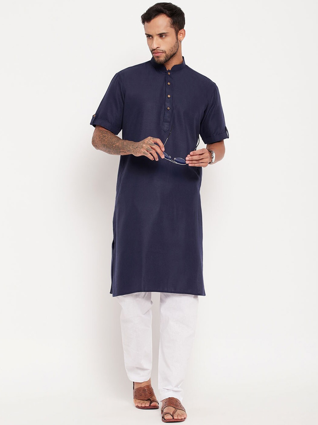 

VASTRAMAY Men Mandarin Collar Kurta With Pyjamas, Navy blue