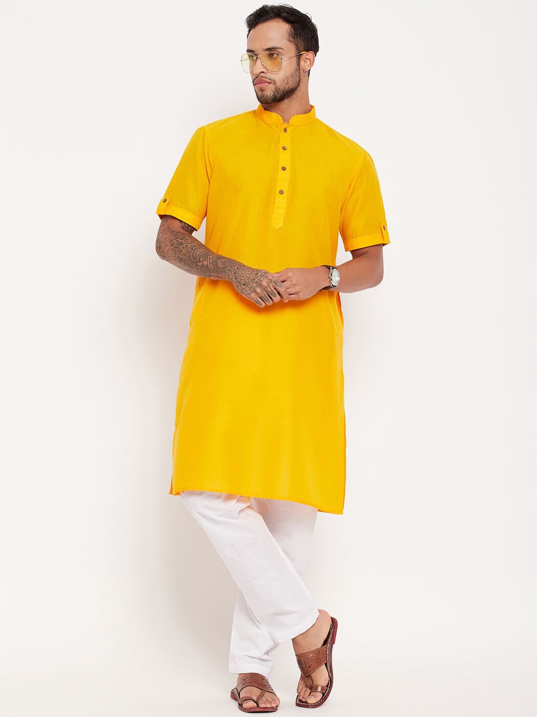 

VASTRAMAY Men Solid Regular Kurta with Pyjamas, Mustard