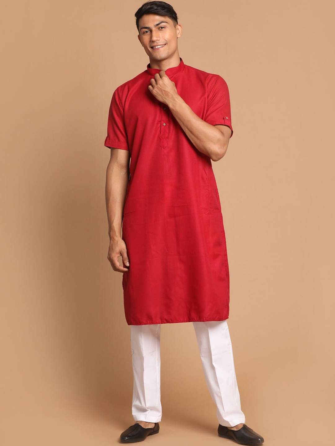 

VASTRAMAY Mandarin Collar Regular Kurta With Pyjamas, Red