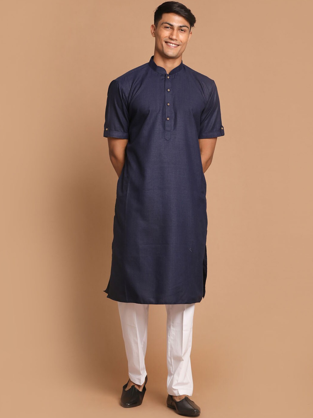 

VASTRAMAY Mandarin Collar Regular Kurta With Pyjamas, Navy blue