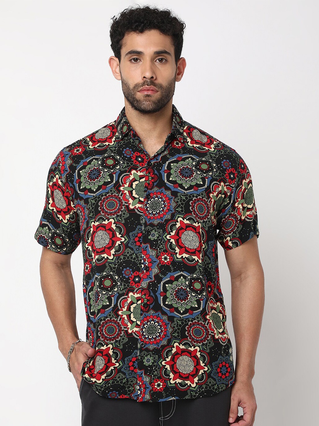 

7Shores Classic Fit Floral Printed Spread Collar Casual Shirt, Black