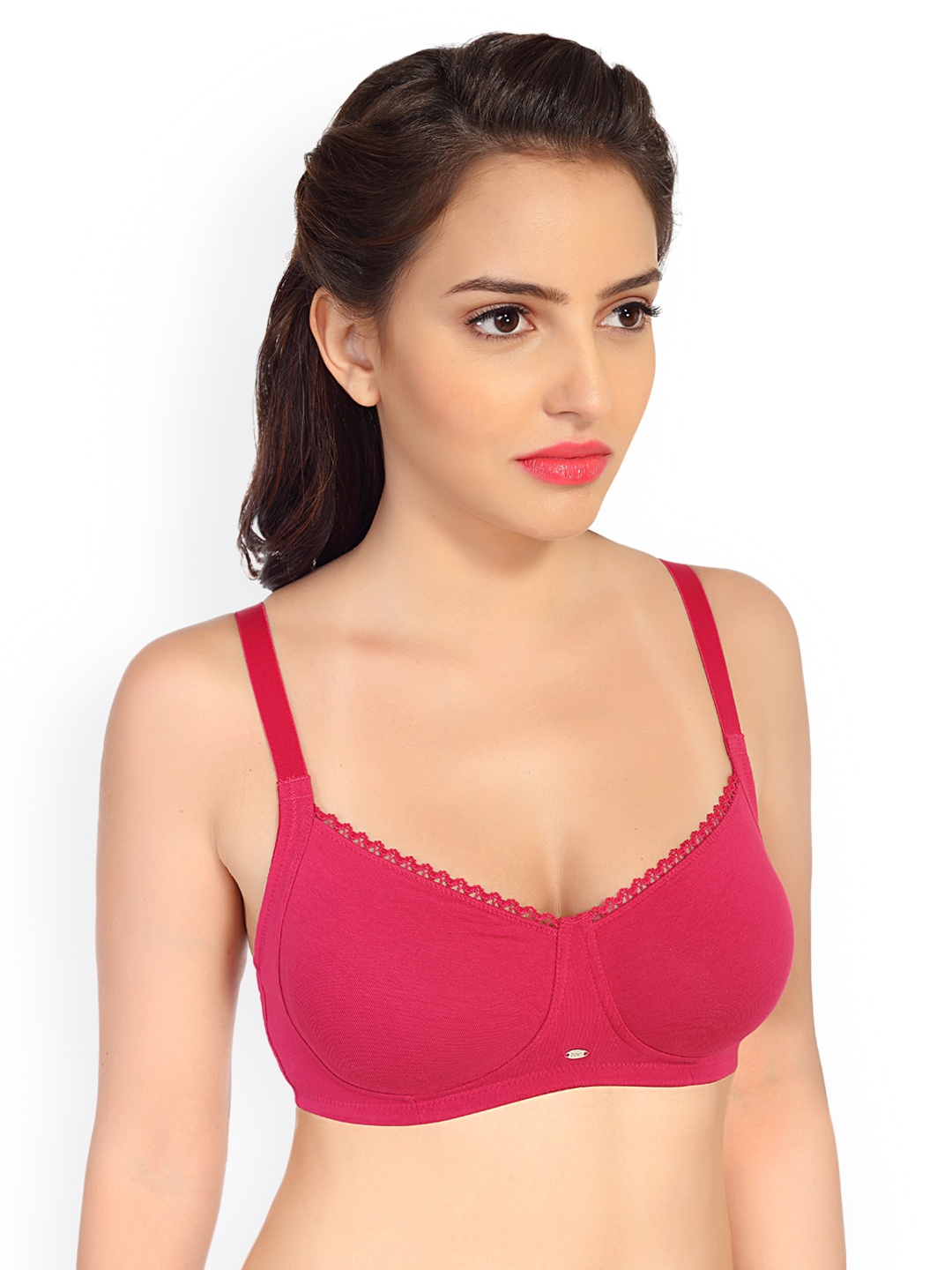 

Soie Red Solid Non-Wired Lightly Padded T-shirt Bra
