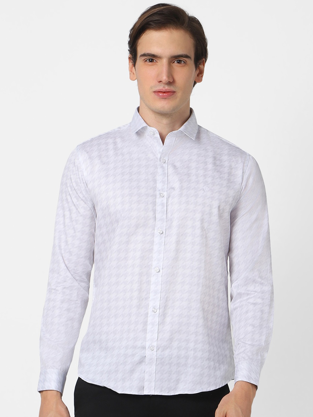 

Louis Philippe Jeans Slim Fit Self Design Casual Shirt, White