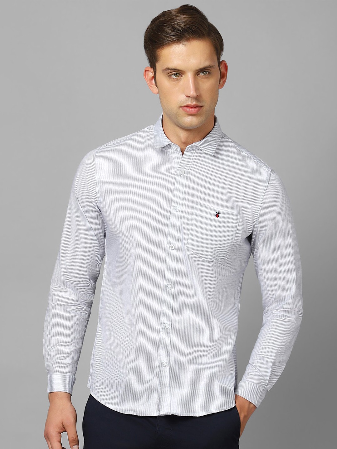 

Louis Philippe Jeans Slim Fit Self Design Casual Shirt, White