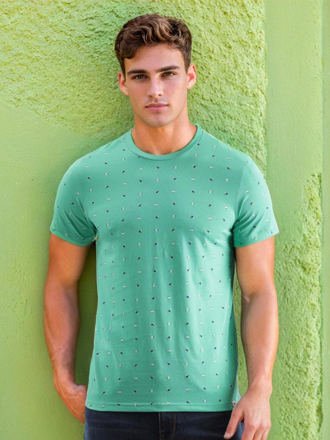 

Lee Men Conversational Printed Cotton Slim Fit T-shirt, Green