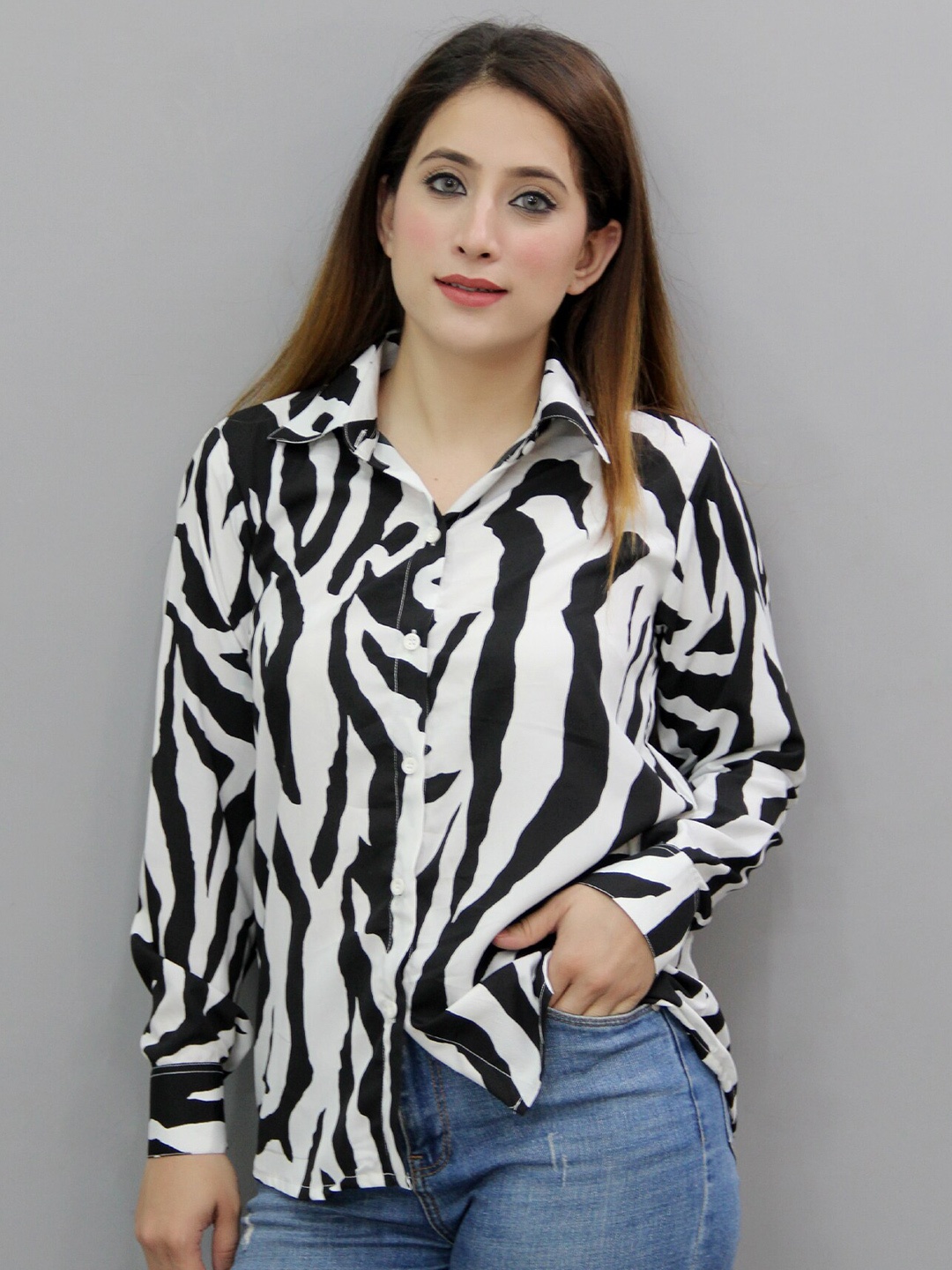 

CRAZEVILLA Comfort Abstract Printed Satin Shirt, Black