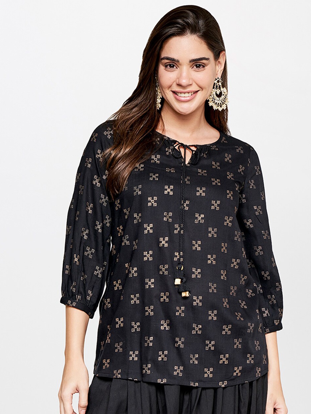 

itse Etnic Motifs Printed Tie-Up Neck Puff Sleeves Top, Black