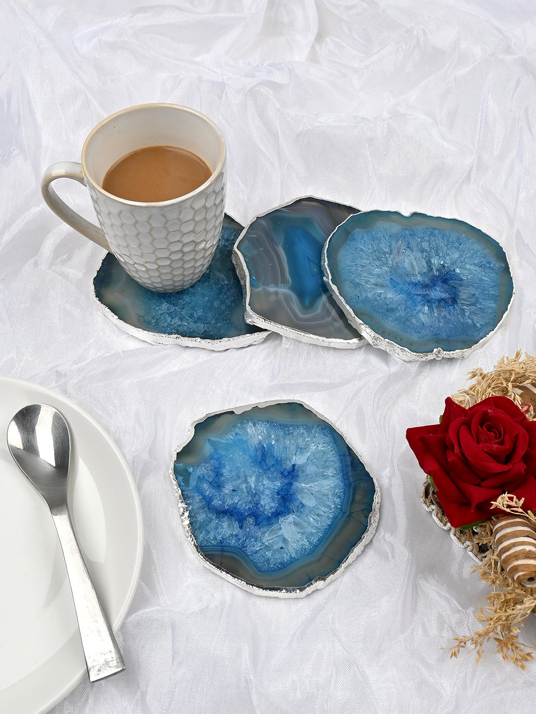 

HOMEARTE Blue 4-Pieces Abstract Design Agate Coasters, Turquoise blue