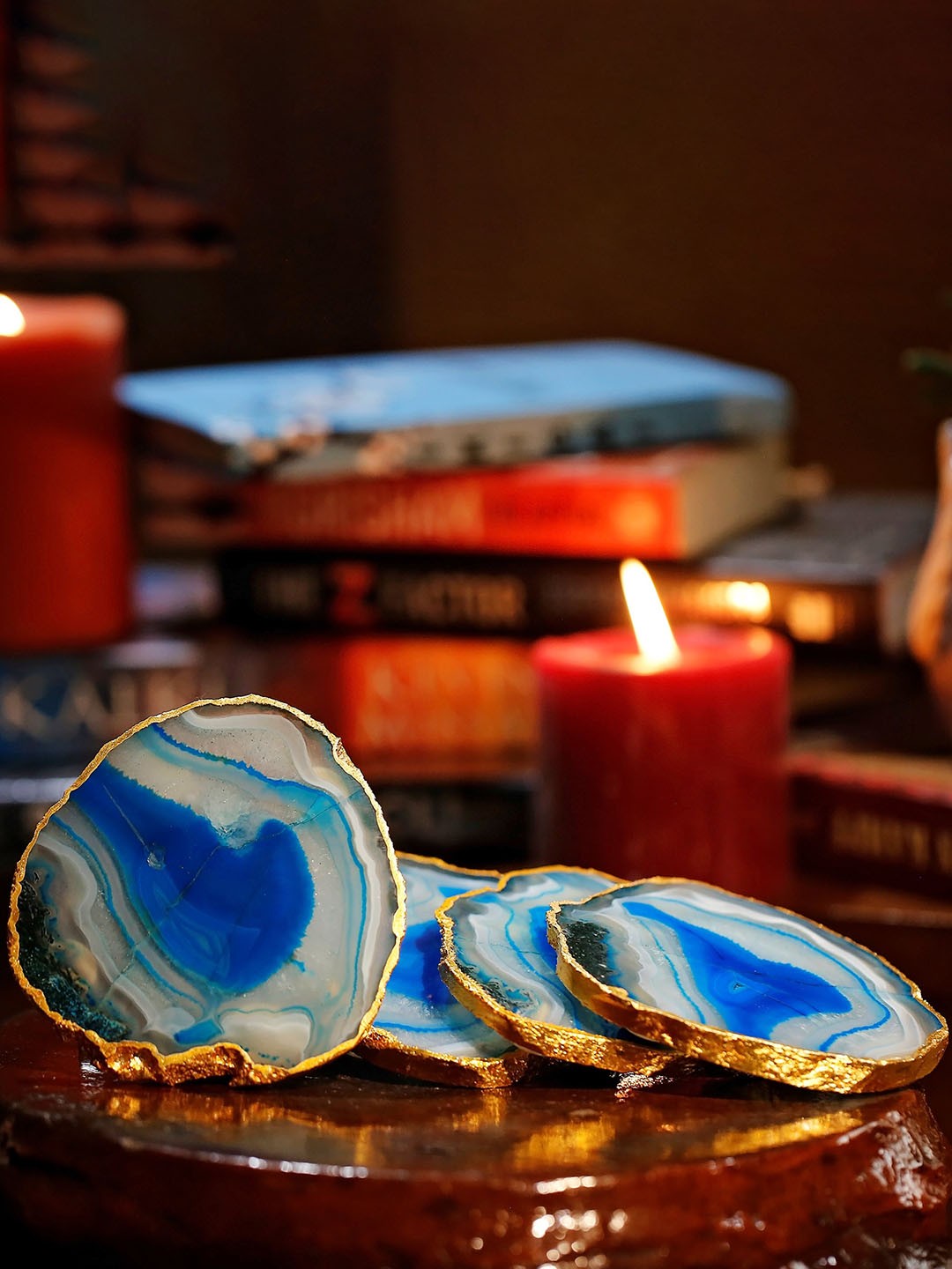 

HOMEARTE Blue 4 Pieces Abstract Design Agate Coasters