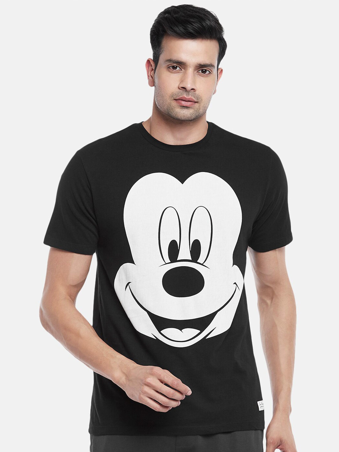

SF JEANS by Pantaloons Mickey Mouse Printed Cotton Slim Fit T-shirt, Black