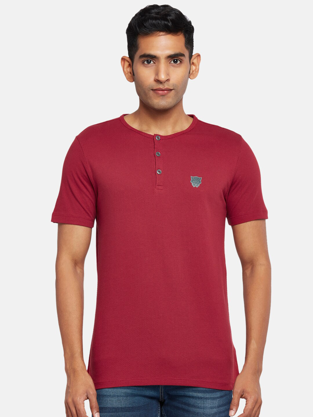 

SF JEANS by Pantaloons Henley Neck Round Neck Slim Fit T-shirt, Red