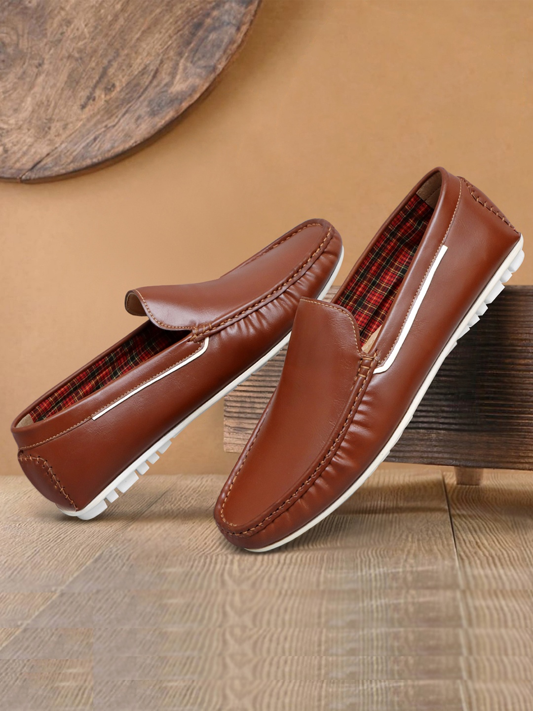

Mast & Harbour Men Tan Brown Textured Lightweight Loafers