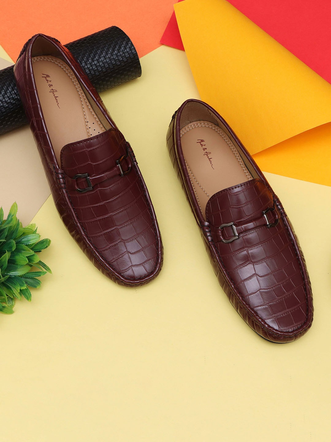 

Mast & Harbour Men Maroon Textured Lightweight Horsebit Loafers