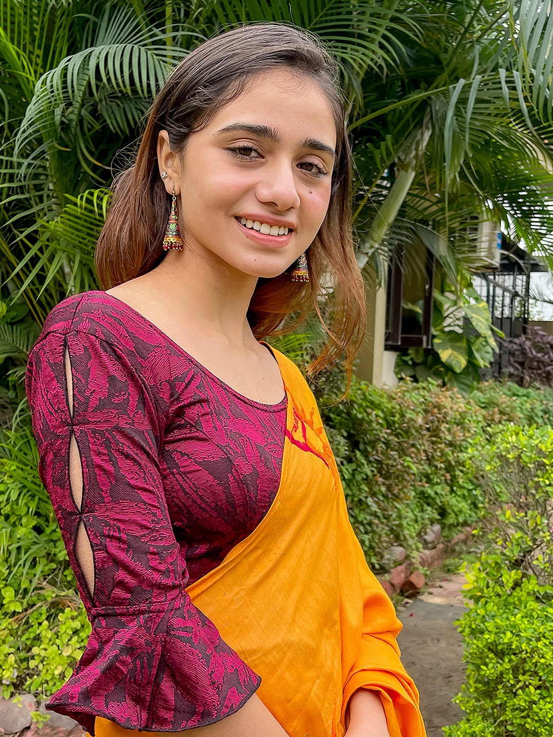 

Bindigasm's Advi Woven Ruffle Jacquard Stretchable Saree Blouse, Maroon